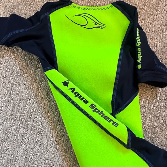Aqua Sphere Toddler size 2 wetsuit / one piece rashguard - new without tags - Picture 8 of 12